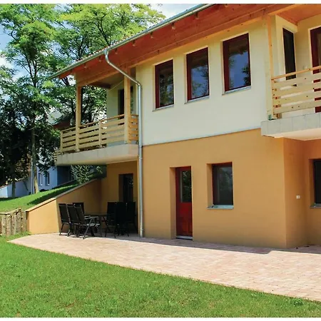 Ferienhaus Four Bedroom Holiday In Szolad *